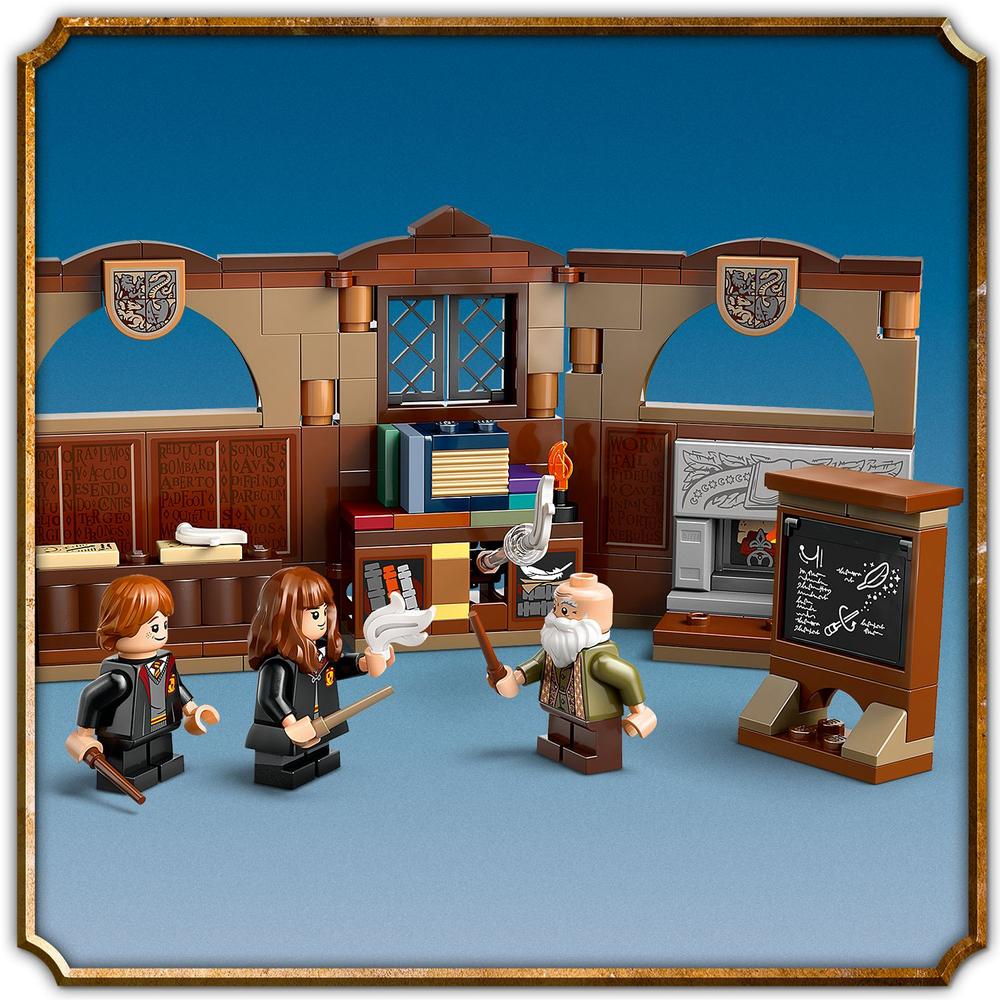 LEGO® Harry Potter™ 76442 Bradavický hrad: Hodina kouzelných formulí